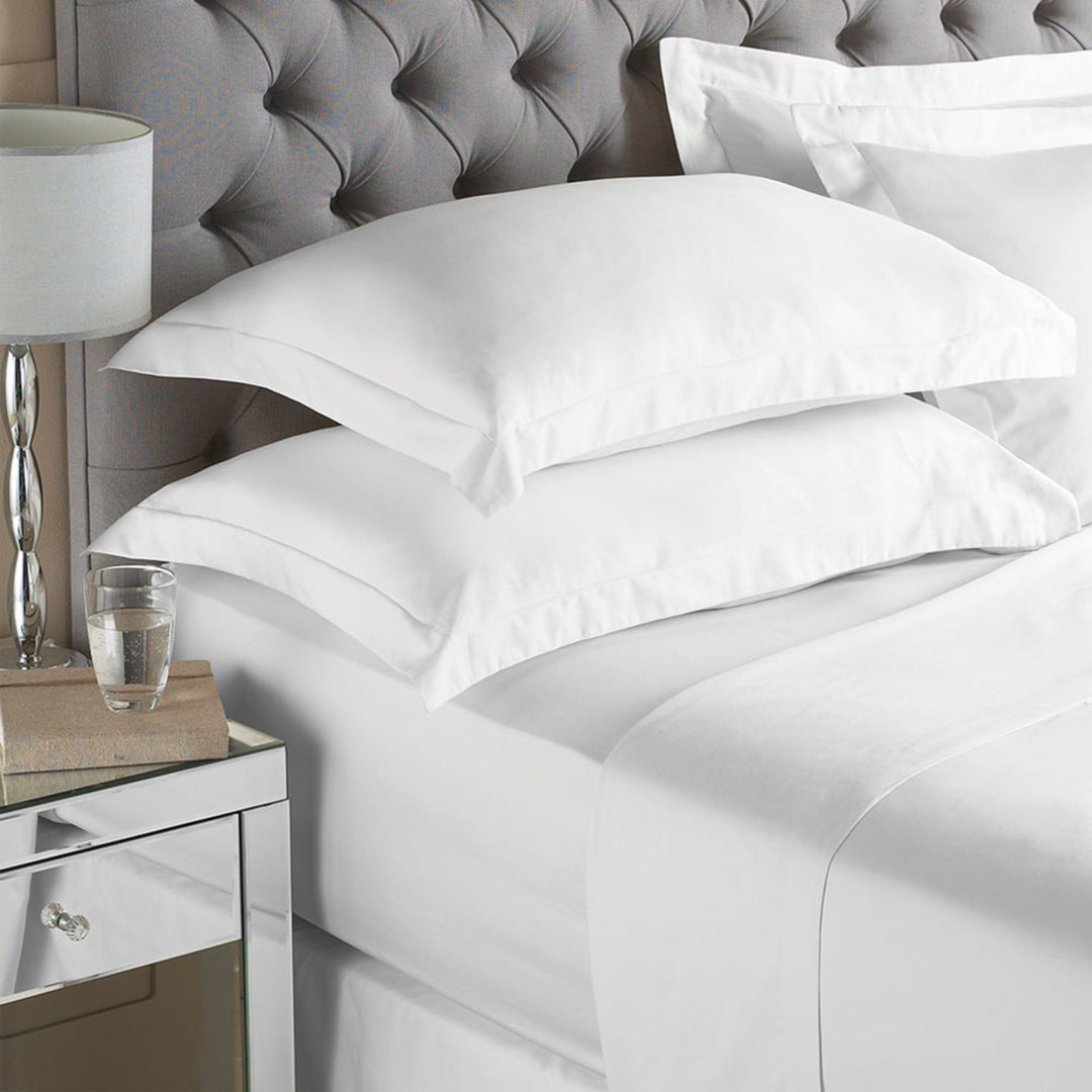 PURE COTTON 200 THREAD COUNT FITTED SHEET