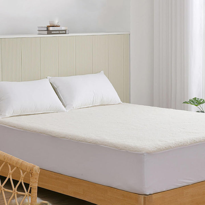 Rohi Thermal Fleece Underblanket Double – Faux Sheepskin 30cm Deep Extra Soft & Comfortable Thermal Mattress Protector with Elastic Corners for Comfort & Warmth - (Double)