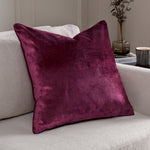 PAOLETTI LUXE VELVET PIPED CUSHION