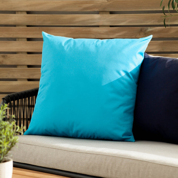 FURN. PLAIN OUTDOOR WATER & UV RESISTANT CUSHION