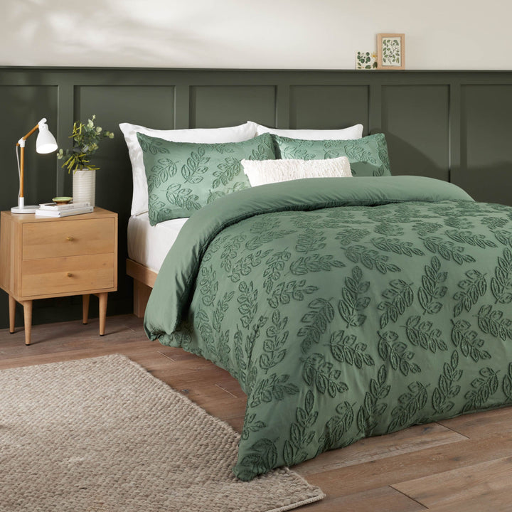 SEVILLE LEAF TUFTED SOFT TOUCH DUVET COVER SET